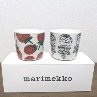 マリメッコ(marimekko)のマリメッコ　ラテマグ　ヴィヒキルース　マンシッカ　2個　新品(グラス/カップ)