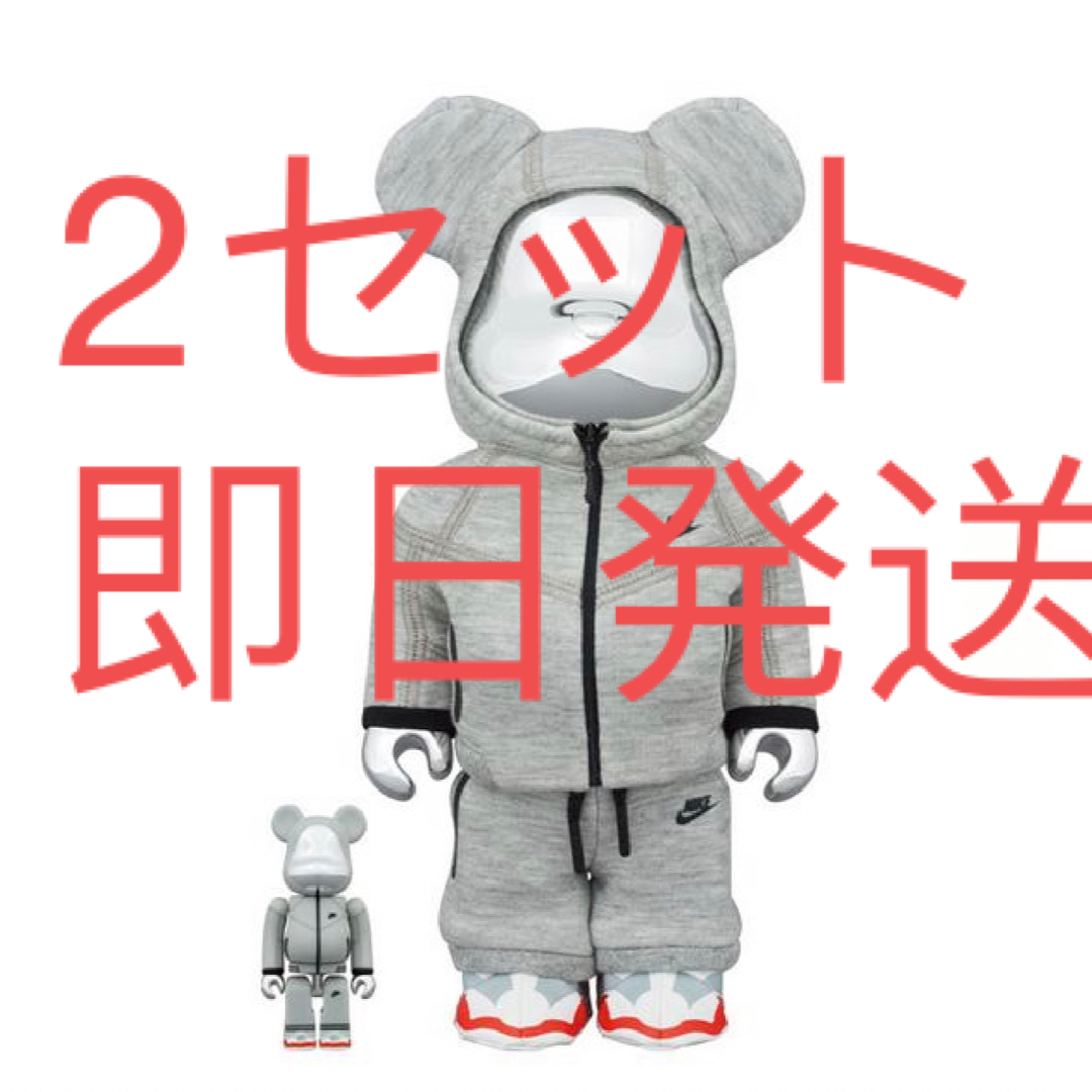 Bearbrick NIKE Tech Fleece N98 100％ 400%