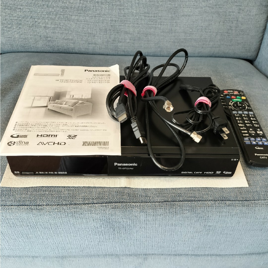 Panasonic(パナソニック)のパナソニックCATV デジタルセットトップボックスTZ-HDT621PW1TB スマホ/家電/カメラのテレビ/映像機器(その他)の商品写真