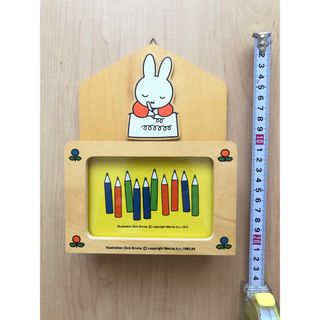 ミッフィー(miffy)の【ミッフィー 新品】木製 壁掛け フォト 小物入れ(小物入れ)