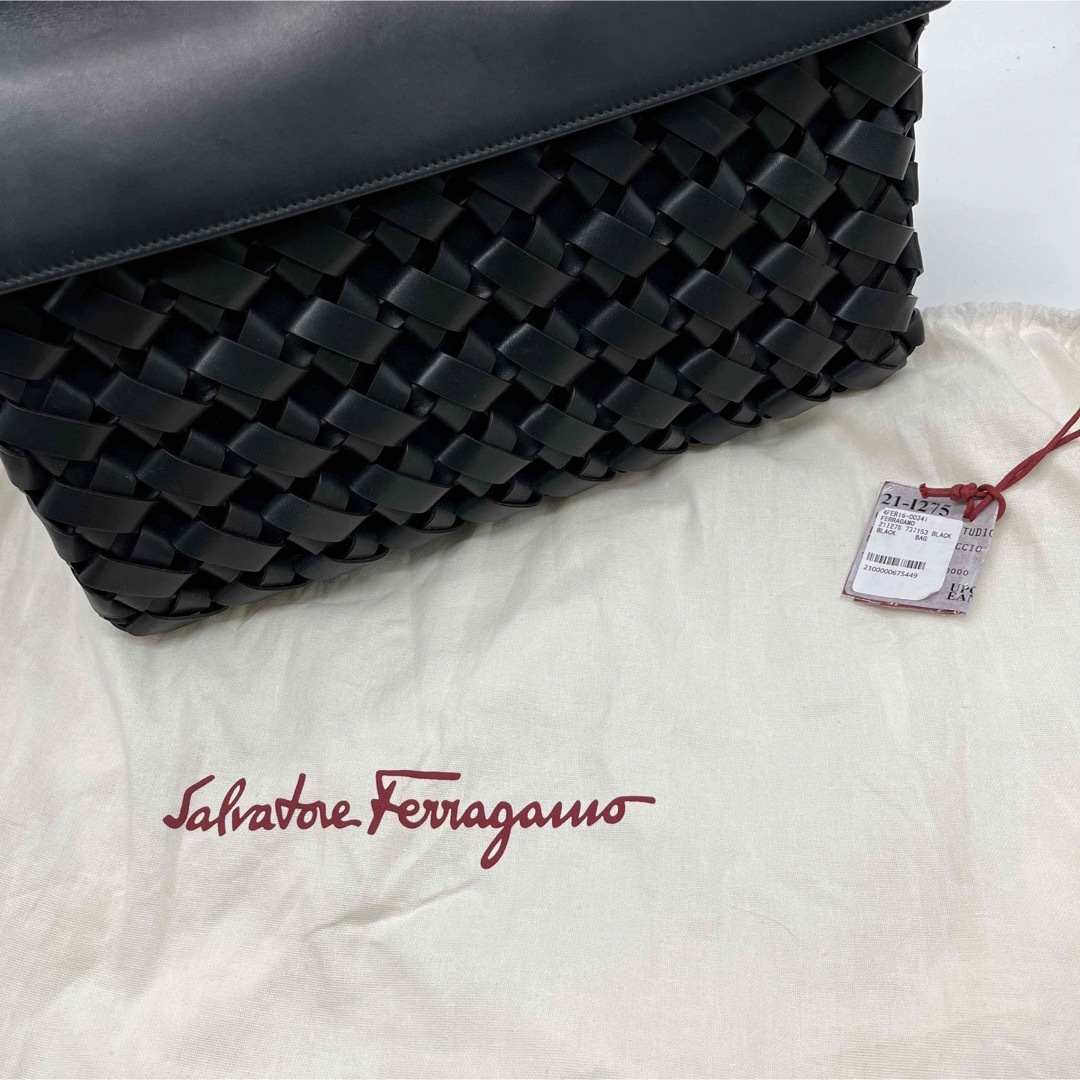 Salvatore Ferragamo - 【フェラガモ】レザートートバック黒 未使用の