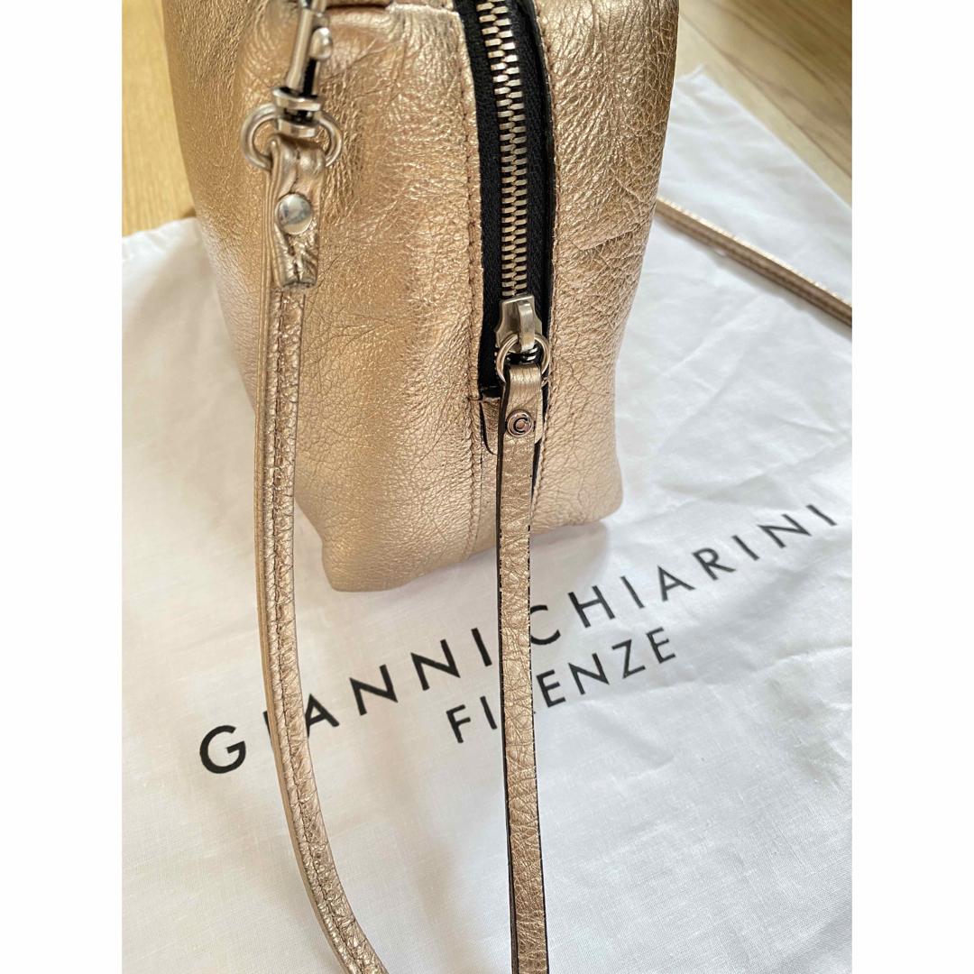 GIANNI CHIARINI(ジャンニキャリーニ)のジャンニキアリーニ/アリファ レディースのバッグ(ショルダーバッグ)の商品写真