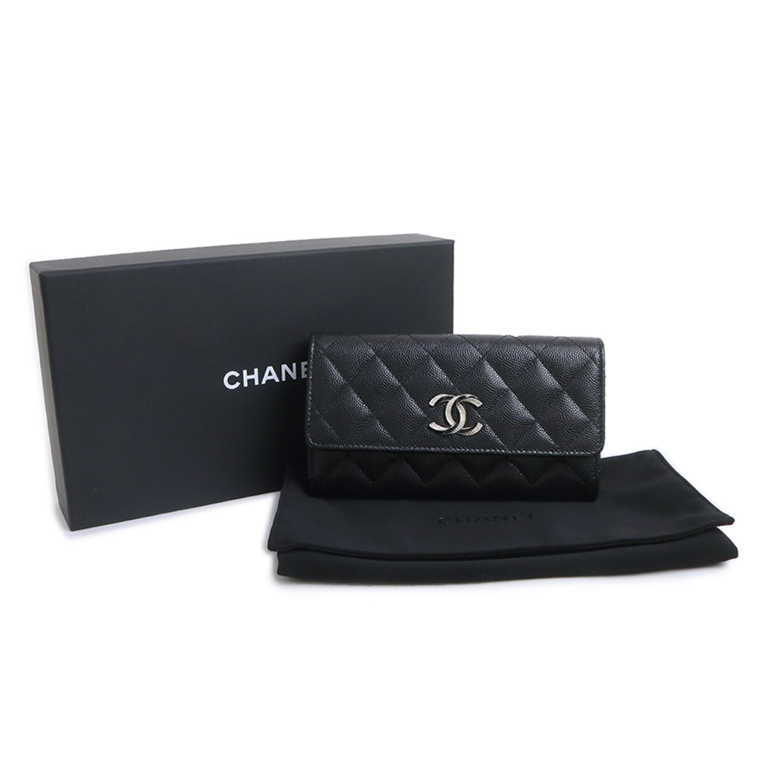 CHANEL 【箱付き】折財布　レザー　ココマーク金具　ウォレット