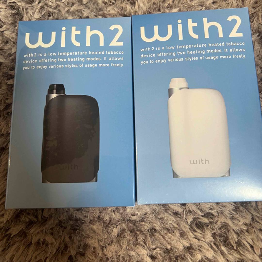 新品未使用_プルームテックプラス_黒と白の2セット