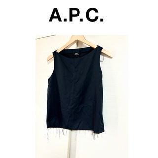 アーペーセー(A.P.C)の美品　APC 大人シンプルなノースリーブカットソー　アーペーセー(カットソー(半袖/袖なし))