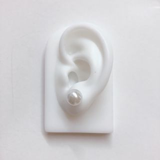 ドゥーズィエムクラス(DEUXIEME CLASSE)の【新品】pearl pierce / 10mm(ピアス)