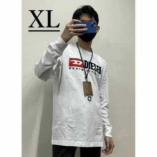 ディーゼル(DIESEL)のディーゼル　長袖Tシャツ 20B23　XL　ホワイト　新品　ロゴ　A03768(Tシャツ/カットソー(七分/長袖))