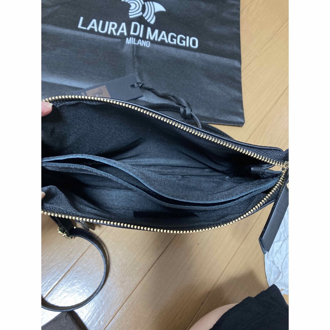 LAURA DI MAGGIO(ローラディマッジオ)のLAURA DI MAGGIO レザーショルダーバッグ レディースのバッグ(ショルダーバッグ)の商品写真