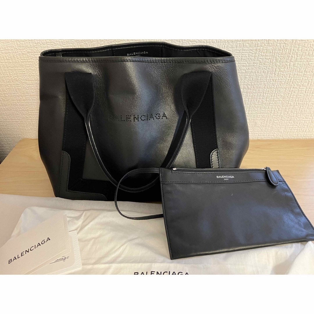 BALENCIAGAバレンシアガ　ネイビーカバスS レザー　トートバッグ　黒