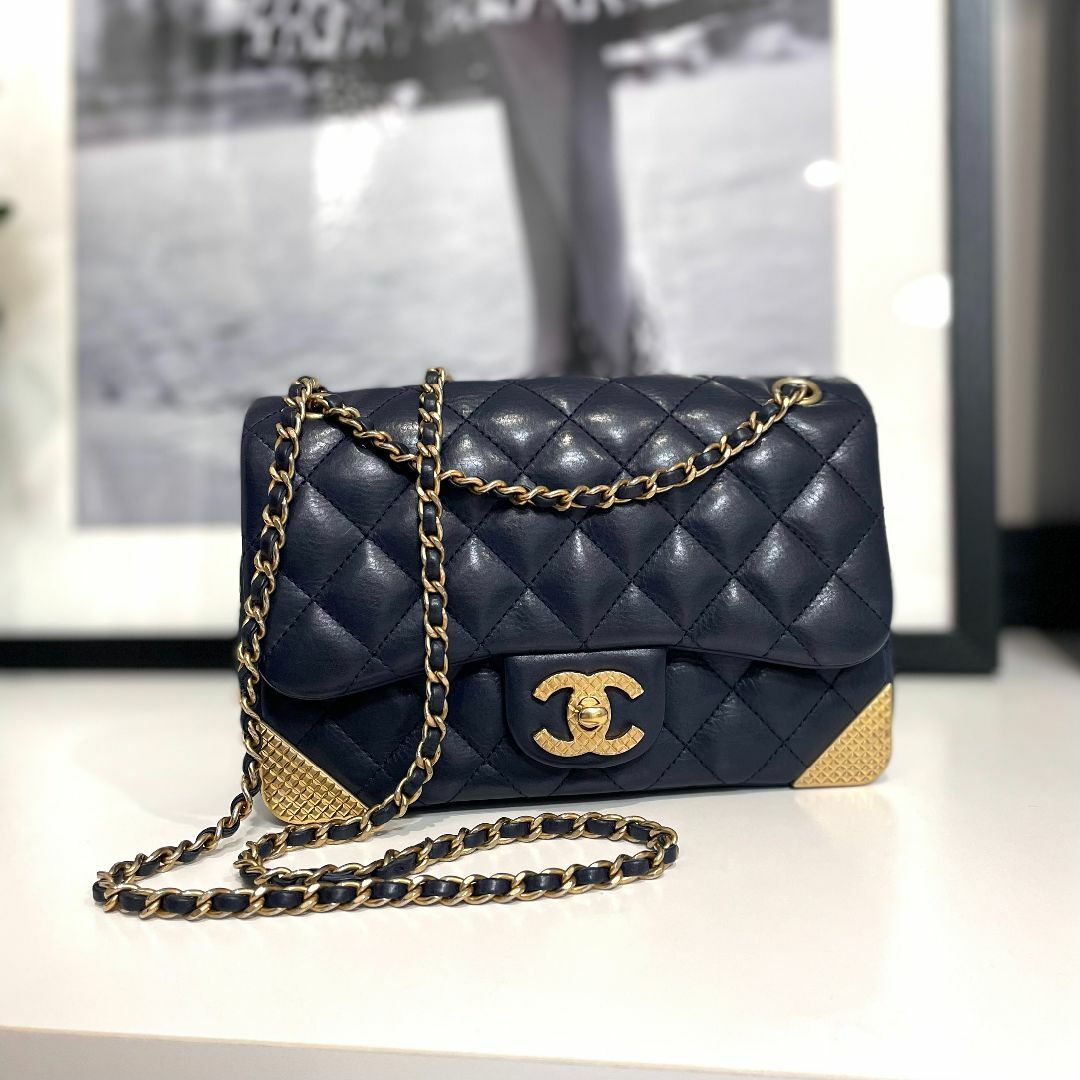 CHANEL - シャネル カーフスキン マトラッセ チェーンショルダーバッグ ...