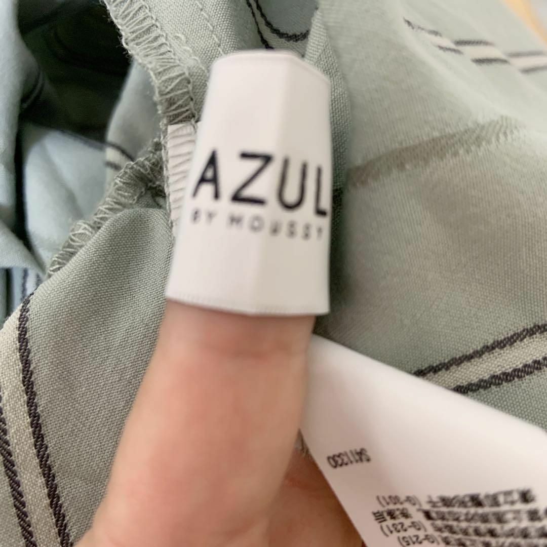 AZUL by moussy(アズールバイマウジー)のAZUL アズール デザインシャツ くすみグリーン　かわいい S レディースのトップス(シャツ/ブラウス(長袖/七分))の商品写真