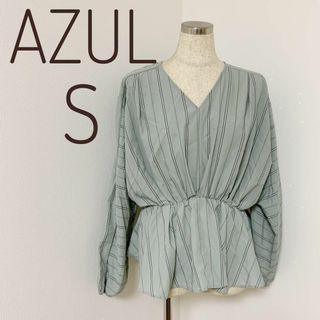 アズールバイマウジー(AZUL by moussy)のAZUL アズール デザインシャツ くすみグリーン　かわいい S(シャツ/ブラウス(長袖/七分))