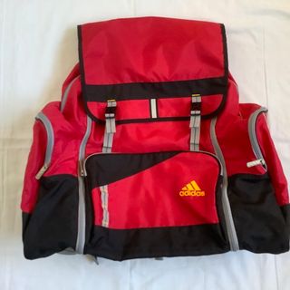 アディダス(adidas)のキッズ　adidas 大容量リュック(リュックサック)