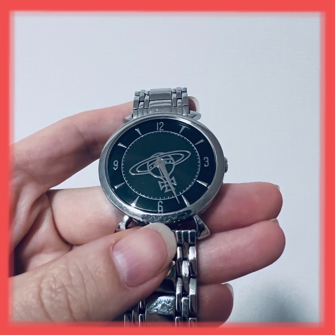 ヴィヴィアンウエストウッドのヴィヴィアンウエストウッド 腕時計 オーブ シルバー ブラック 土星 宇宙 星