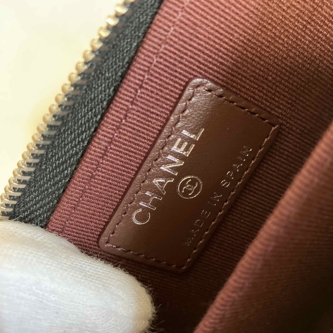 CHANEL ジップコインパース シルバー金具 新品