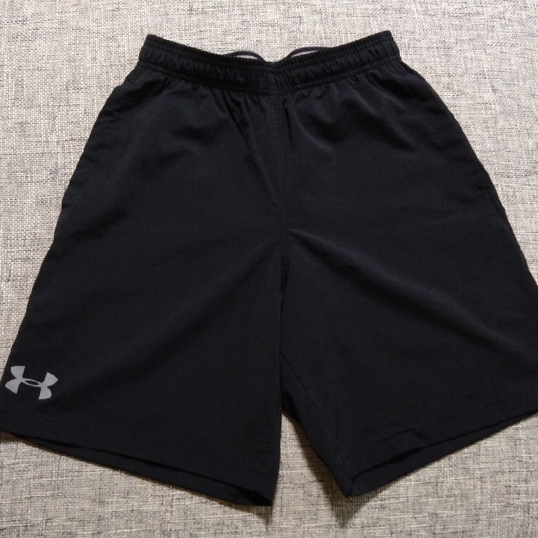 UNDER ARMOUR(アンダーアーマー)のアンダーアーマー　ショートパンツ スポーツ/アウトドアのスポーツ/アウトドア その他(バスケットボール)の商品写真