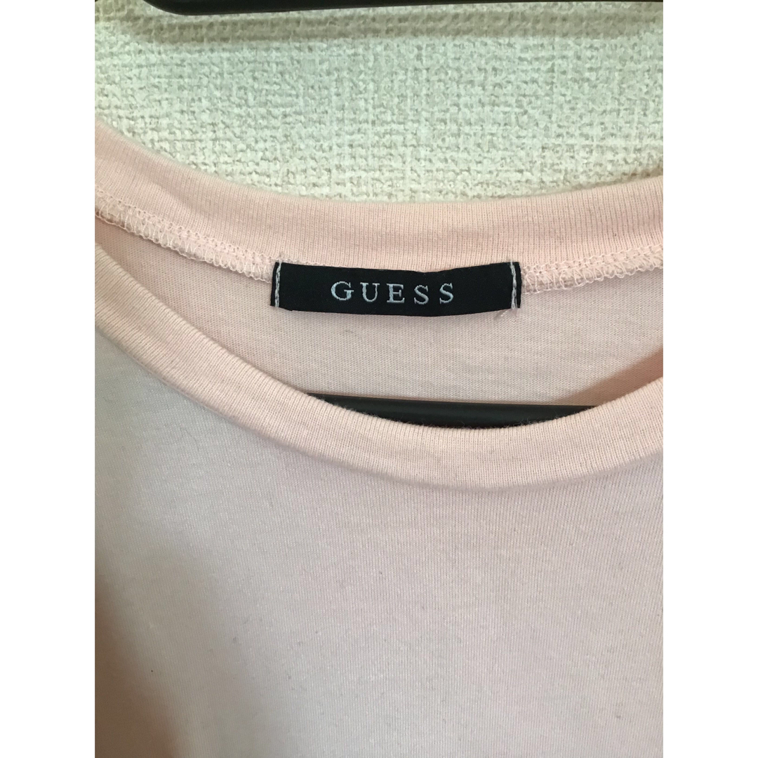 GUESS - 【古着】GUESS ピンクTシャツの通販 by ガタガタ's shop GUESS - 【古着】GUESS ピンクTシャツの通販 by ガタガタ's shop