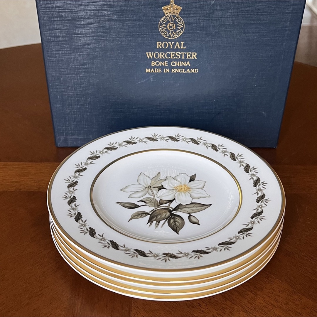 ロイヤルウースター　ROYAL WORCESTER  プレート