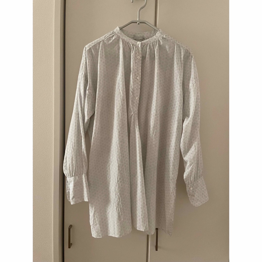 【23SS】 ARTS&SCIENCE new gather blouse