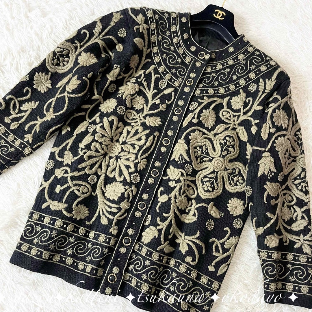 ヴィンテージ 総刺繍 カーディガン 花柄 レトロ y2K 飾りボタン 厚手 黒 | フリマアプリ ラクマ