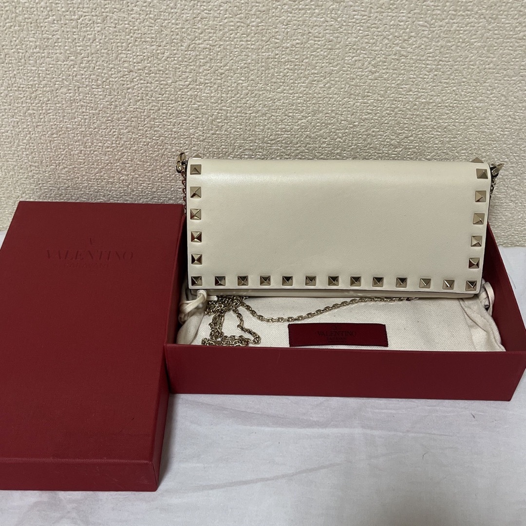 【極美品】VALENTINO チェーンウォレットヴァレンティノ