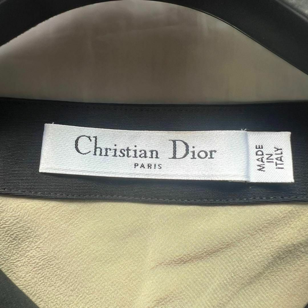 Christian Dior - 【美品】Christian Dior 膝丈フレアワンピース Christian Dior - 【美品】Christian Dior 膝丈フレアワンピース