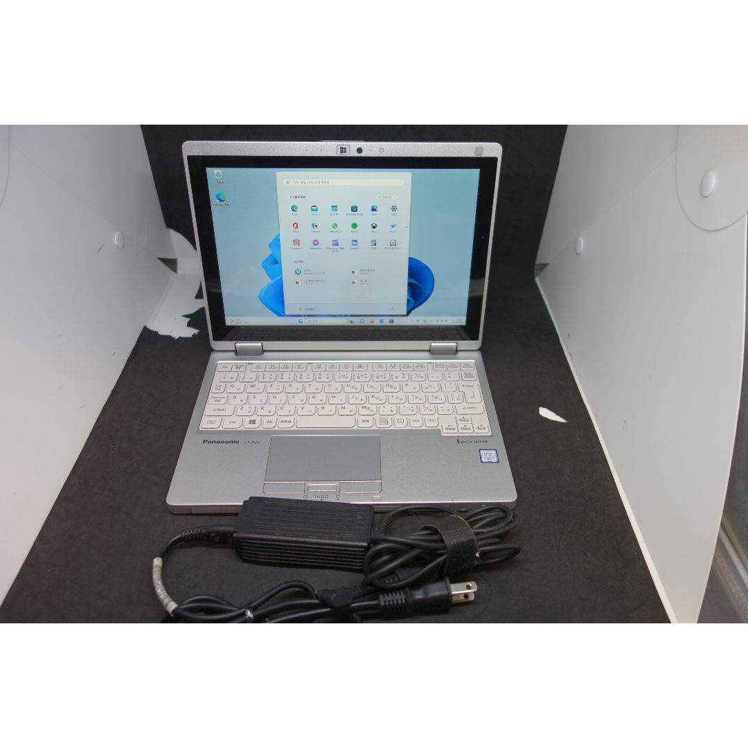 Panasonic - 569）CF-RZ6 /i5-7Y57/256GB/8GB/10.1型小型PC