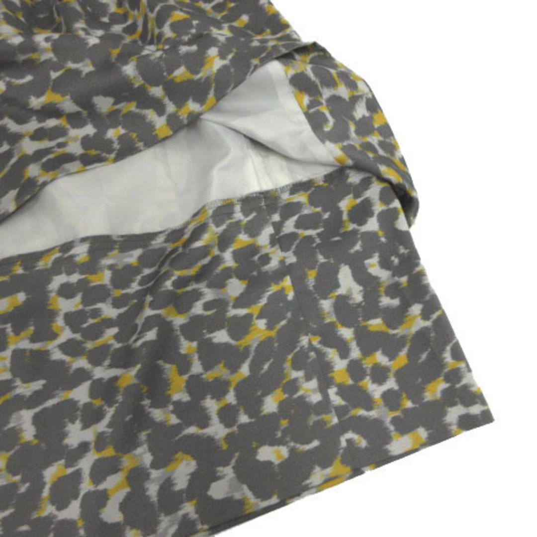 LAUTREAMONT(ロートレアモン)のロートレアモン スカート 台形 ひざ丈 ウエストゴム 総柄 グレー 黄 白 38 レディースのスカート(ひざ丈スカート)の商品写真