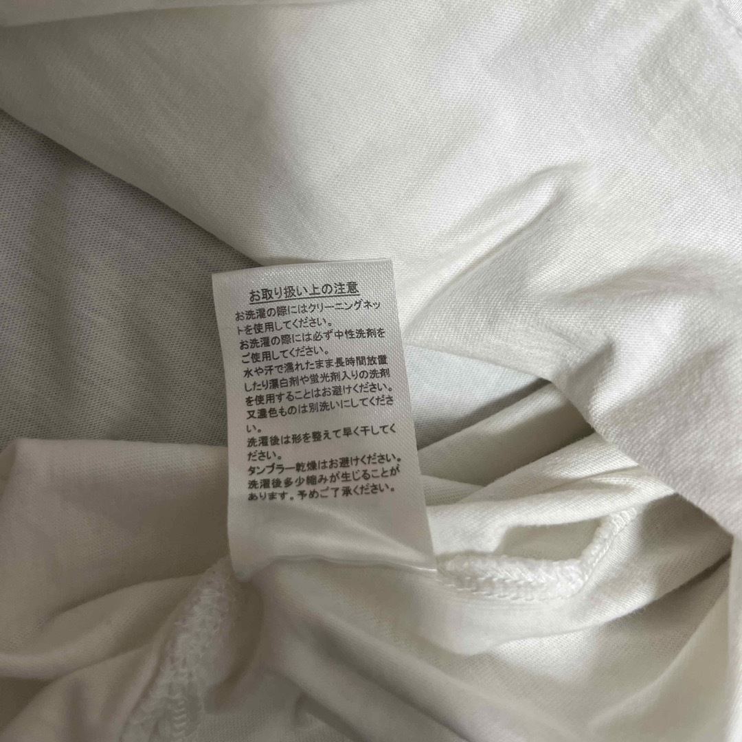 白Tシャツ　肩リボン　 レディースのトップス(Tシャツ(半袖/袖なし))の商品写真