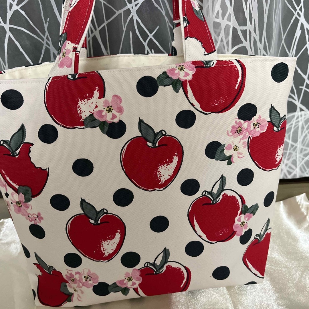 Cath Kidston(キャスキッドソン)のキャスキッドソンハンドメイド レディースのバッグ(トートバッグ)の商品写真