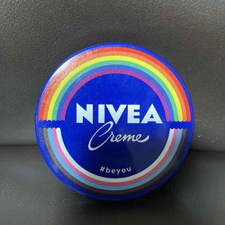 ニベア - 【ヨーロッパ限定】NIVEA クリーム 青缶 レインボー150ml