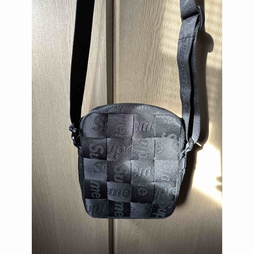 Supreme(シュプリーム)のsupreme woven shoulder bag black メンズのバッグ(ショルダーバッグ)の商品写真