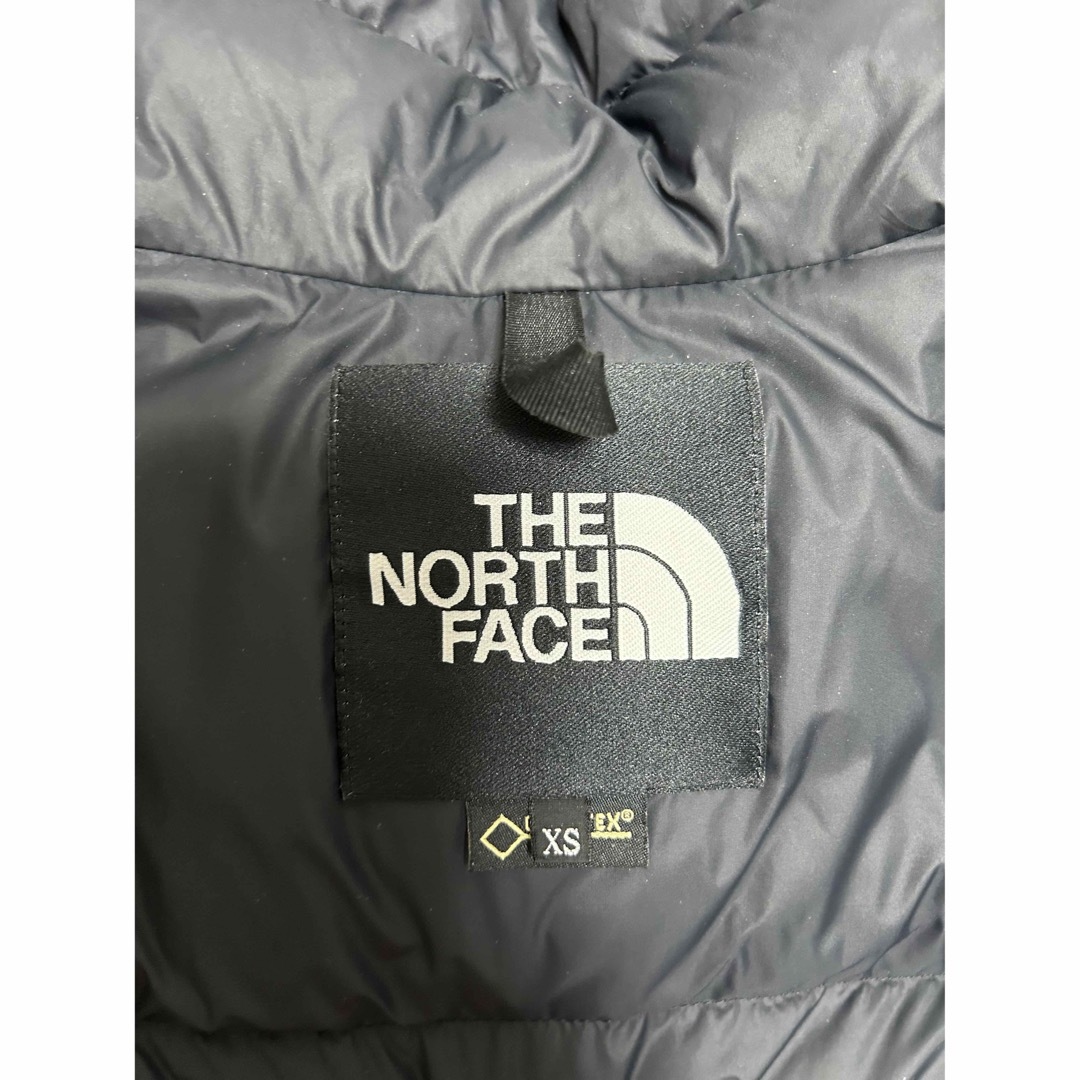 THE NORTH FACE(ザノースフェイス)のマウンテンダウンジャケット　ビーチグリーン　XS メンズのジャケット/アウター(ダウンジャケット)の商品写真