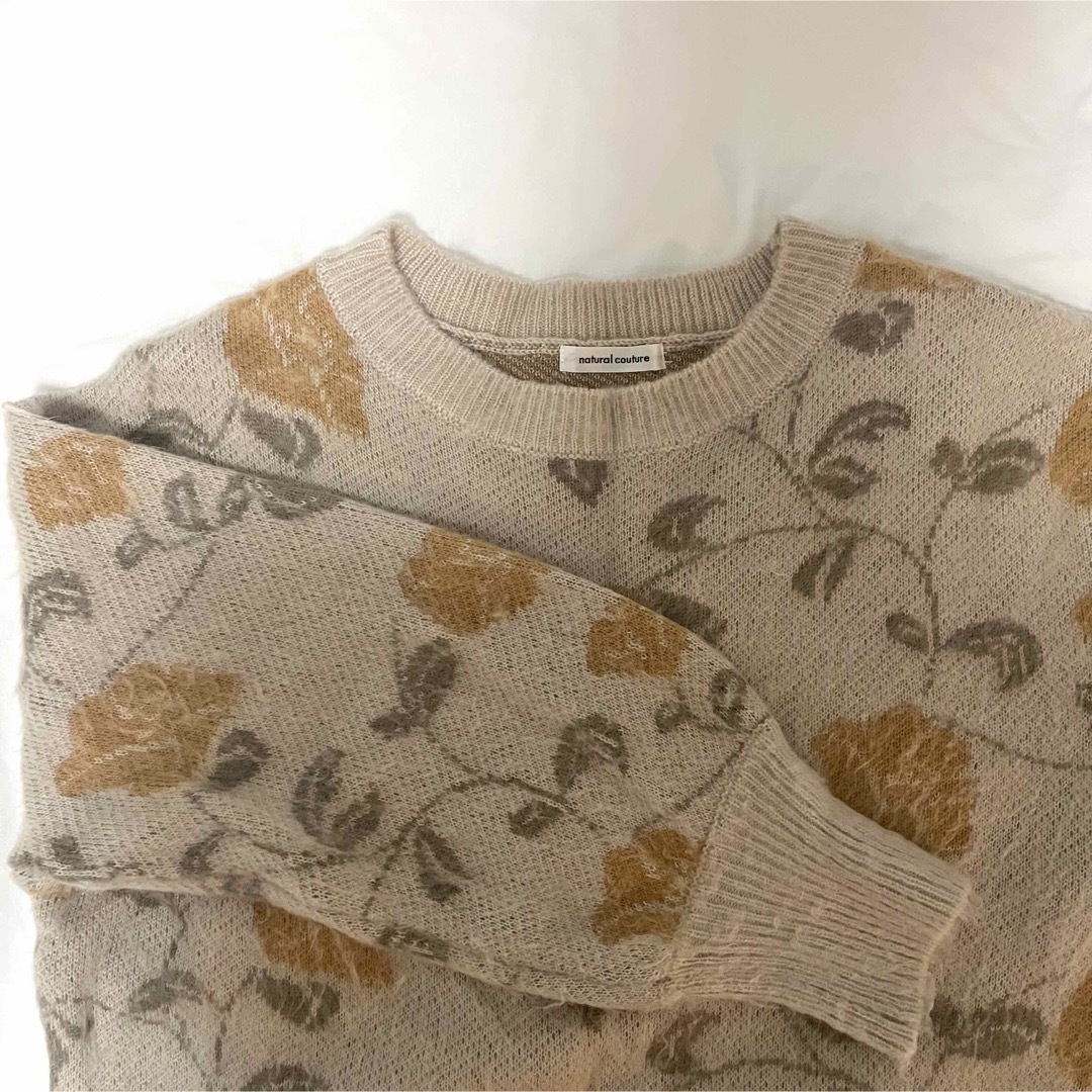 natural couture(ナチュラルクチュール)の花柄　ニット レディースのトップス(ニット/セーター)の商品写真
