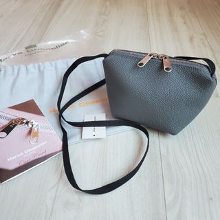 未使用《エルベシャプリエ》ショルダーバッグXS 2797GP リュクス
