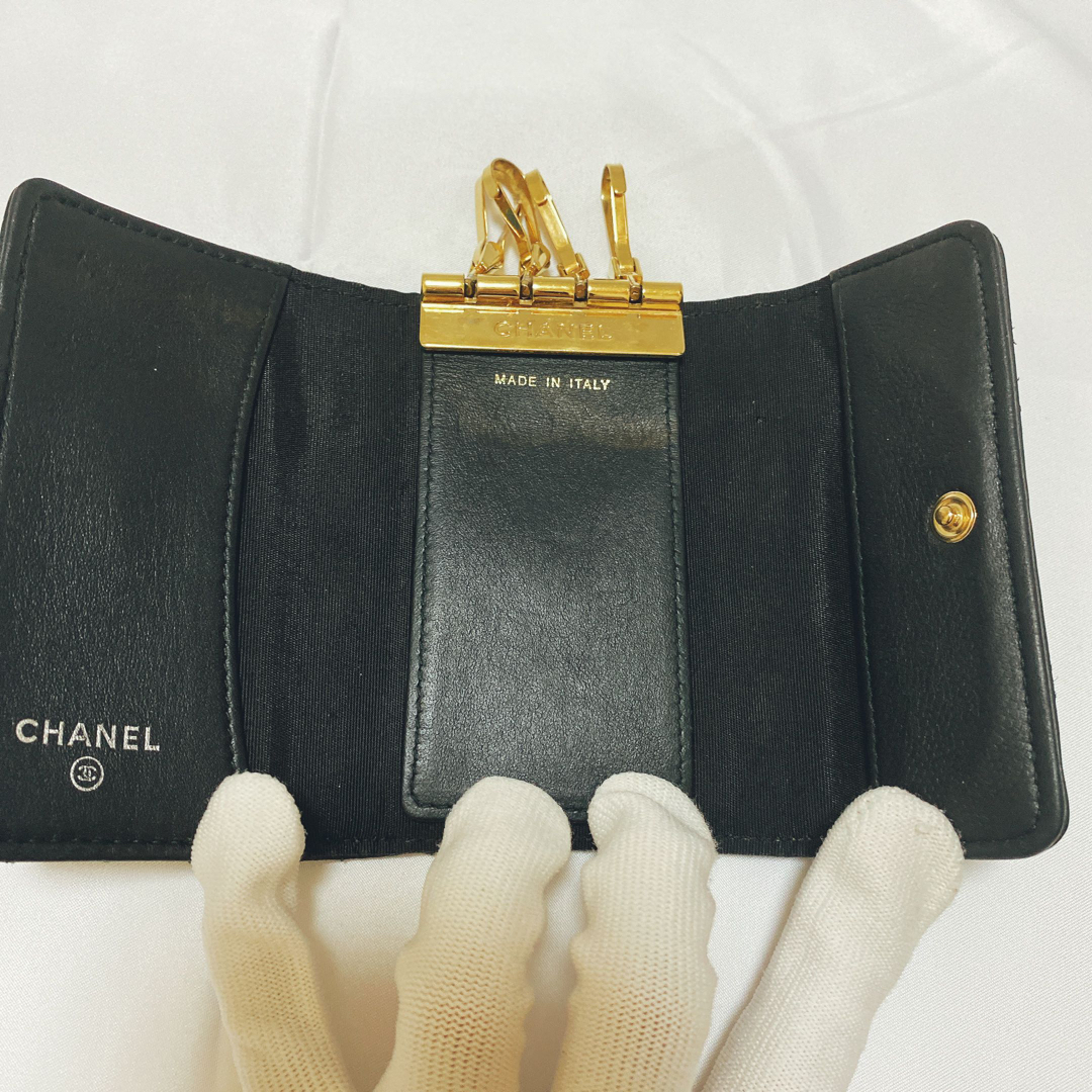 希少レア　CHANEL シャネル　ボーイシャネル　キャビアスキン　４連キーケース