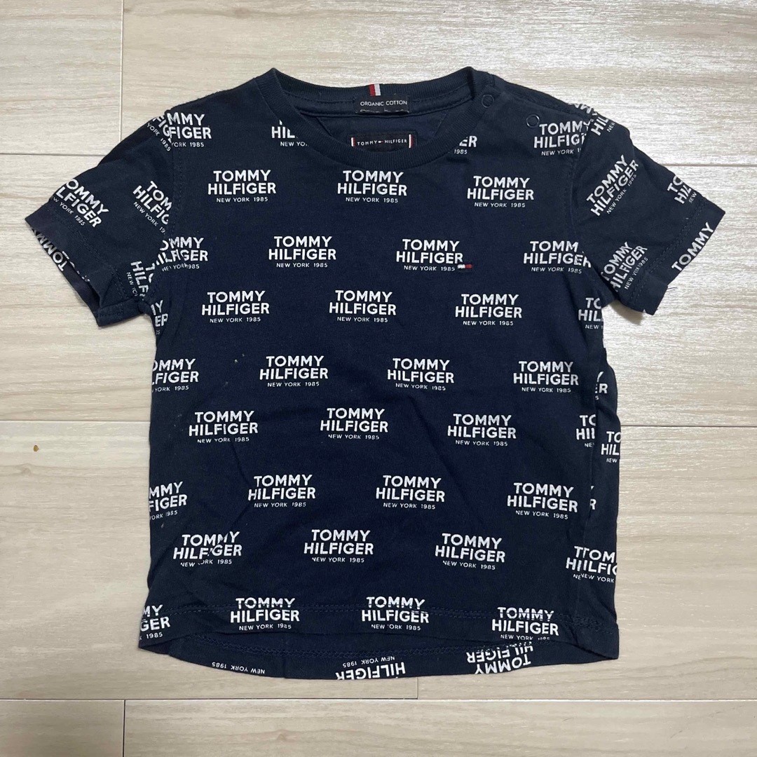 TOMMY HILFIGER(トミーヒルフィガー)のトミー　Tシャツ キッズ/ベビー/マタニティのキッズ服男の子用(90cm~)(Tシャツ/カットソー)の商品写真