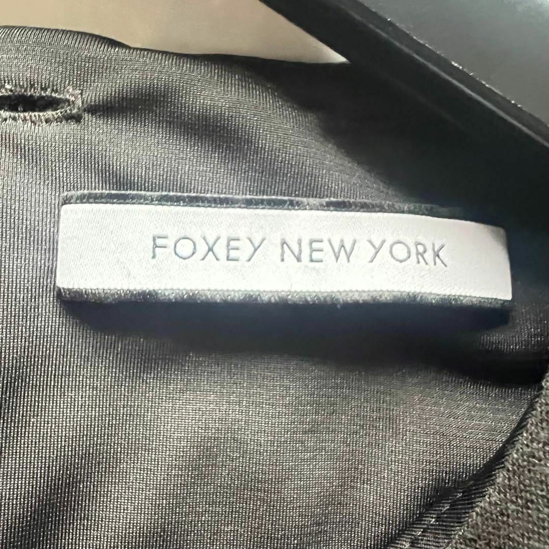 FOXEY NEW YORK(フォクシーニューヨーク)の【良品】FOXEY NEW YORK フレアワンピース グレー 38 ロゴ レディースのワンピース(ひざ丈ワンピース)の商品写真