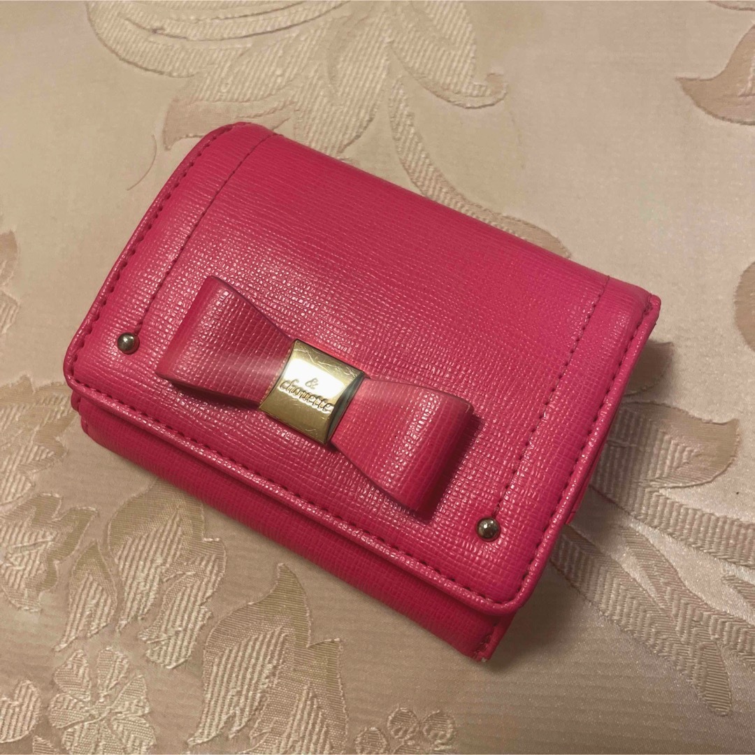 【新品未使用!】ユリエニタニ 三つ折り財布 レディース財布