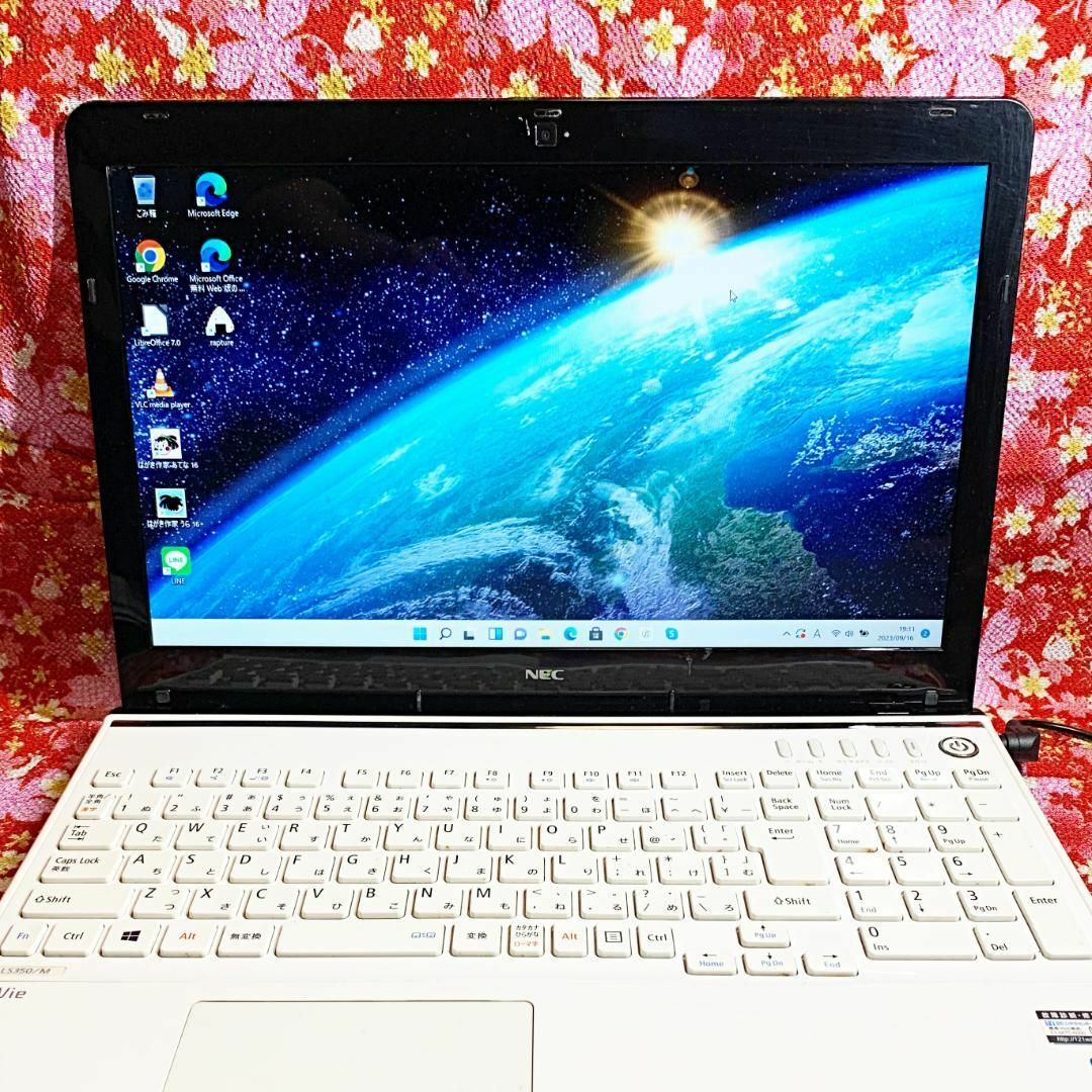 NEC - 【美品】爆速SSD512GB✨カメラ✨大人気ホワイト✨仕事にも