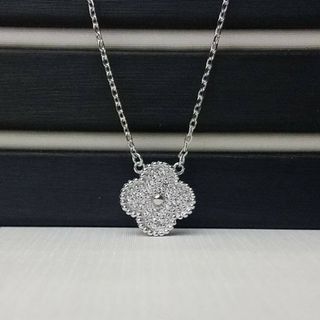 レディース　ネックレス　キラキラ　人気　ホワイトゴールド色　トップ(ネックレス)