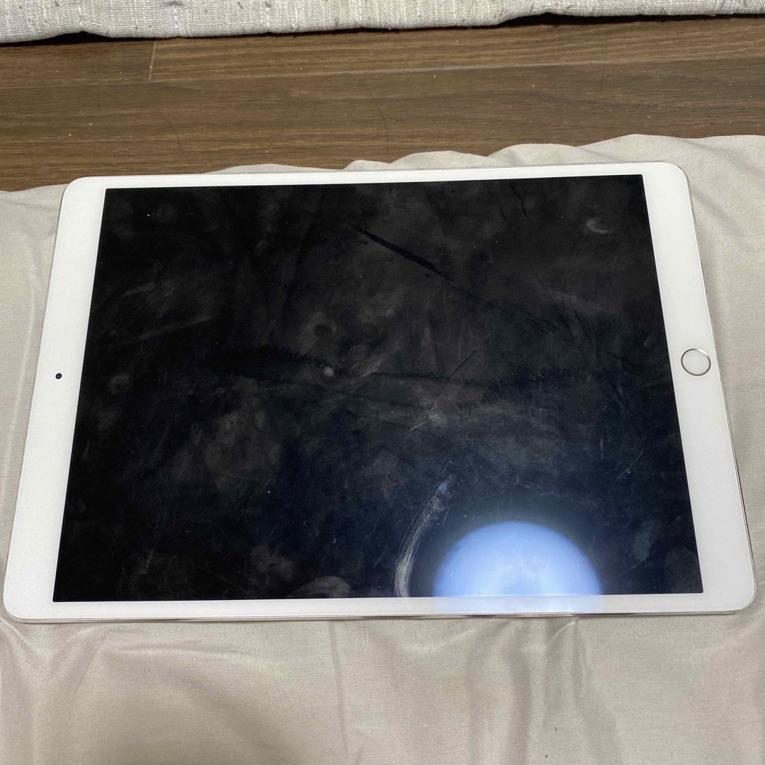 タブレットiPad10.5