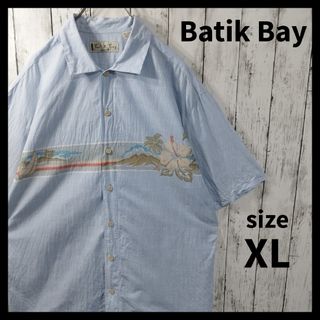 アートヴィンテージ(ART VINTAGE)の【Batik Bay】総柄アロハシャツ　半袖　ヨット　ハイビスカス　夏　海　島国(シャツ)