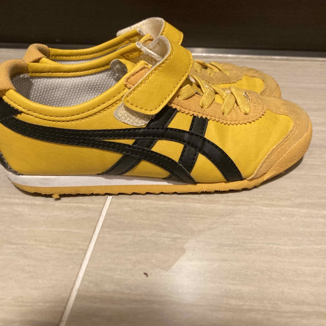 Onitsuka Tiger(オニツカタイガー)のオニツカタイガー　キッズ　スニーカー　18.5 キッズ/ベビー/マタニティのキッズ靴/シューズ(15cm~)(スニーカー)の商品写真