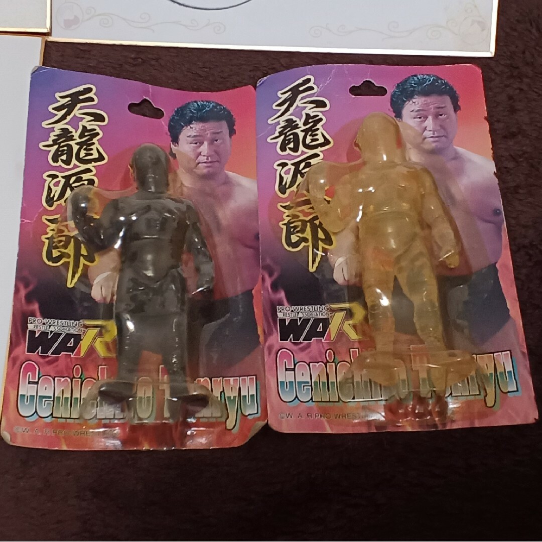 REVOLUTION天龍源一郎川田利明冬木弘道直筆サインフィギュアセットWWE エンタメ/ホビーのフィギュア(スポーツ)の商品写真