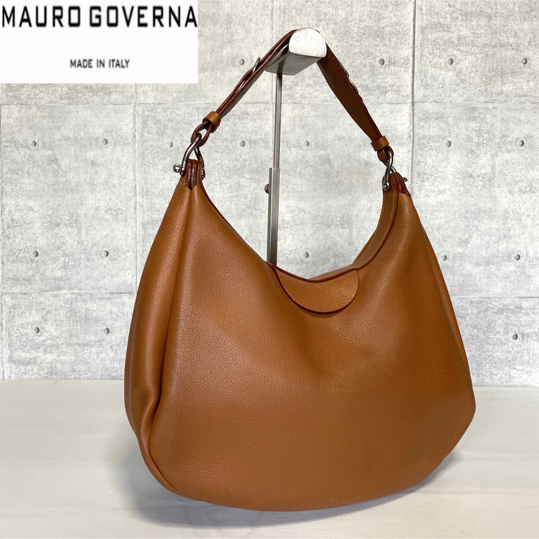 良品 MAURO GOVERNA マウロゴヴェルナ カーフレザー 肩掛け A4収納