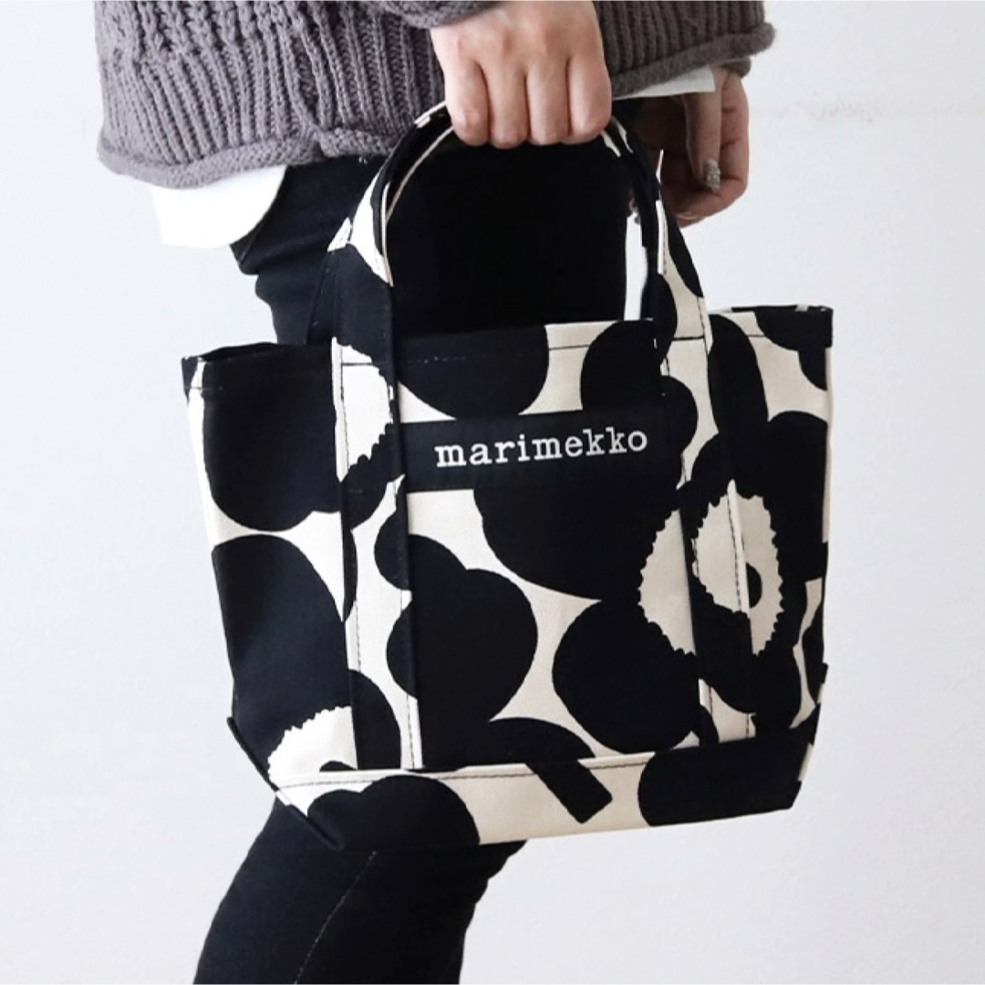 marimekko(マリメッコ)の新品 マリメッコ UNIKKO SEIDI ウニッコ トートバッグ ブラック レディースのバッグ(トートバッグ)の商品写真