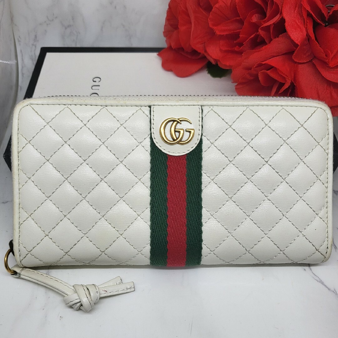 限定品✨□GUCCIグッチ□キルティングレザー 二つ折り財布 GG 赤×白-