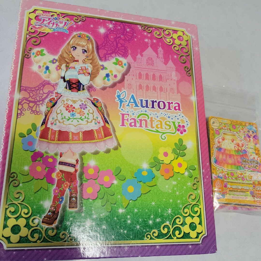 アイカツ!(アイカツ)のアイカツ!　カード　128枚【ファイルケースつき】 エンタメ/ホビーのアニメグッズ(カード)の商品写真