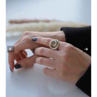 ジャーナルスタンダード(JOURNAL STANDARD)の美品 Le Chic Radical Spiral Ring シルバー リング(リング(指輪))